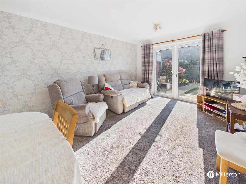 Property photo 3 of 24 Cam05092G0-Pr0173-Still007.Jpg