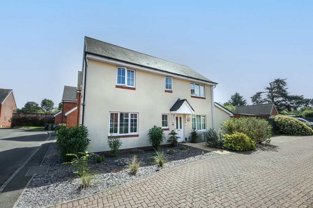 Property photo 1 of 20