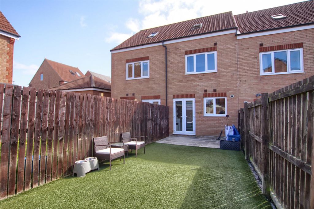 Property photo 2 of 11 Sw2.Jpg