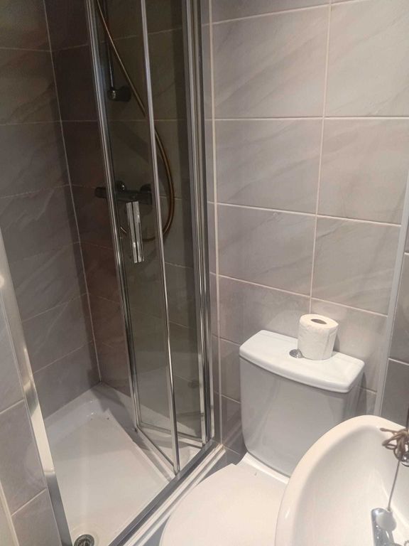 Property photo 3 of 4