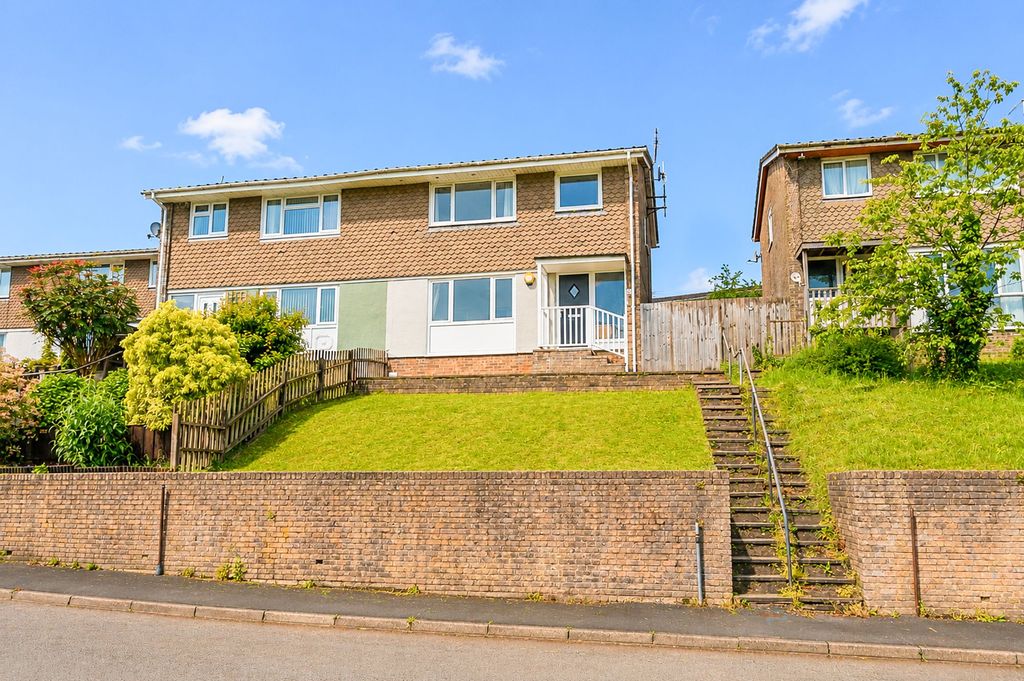 Property photo 1 of 23