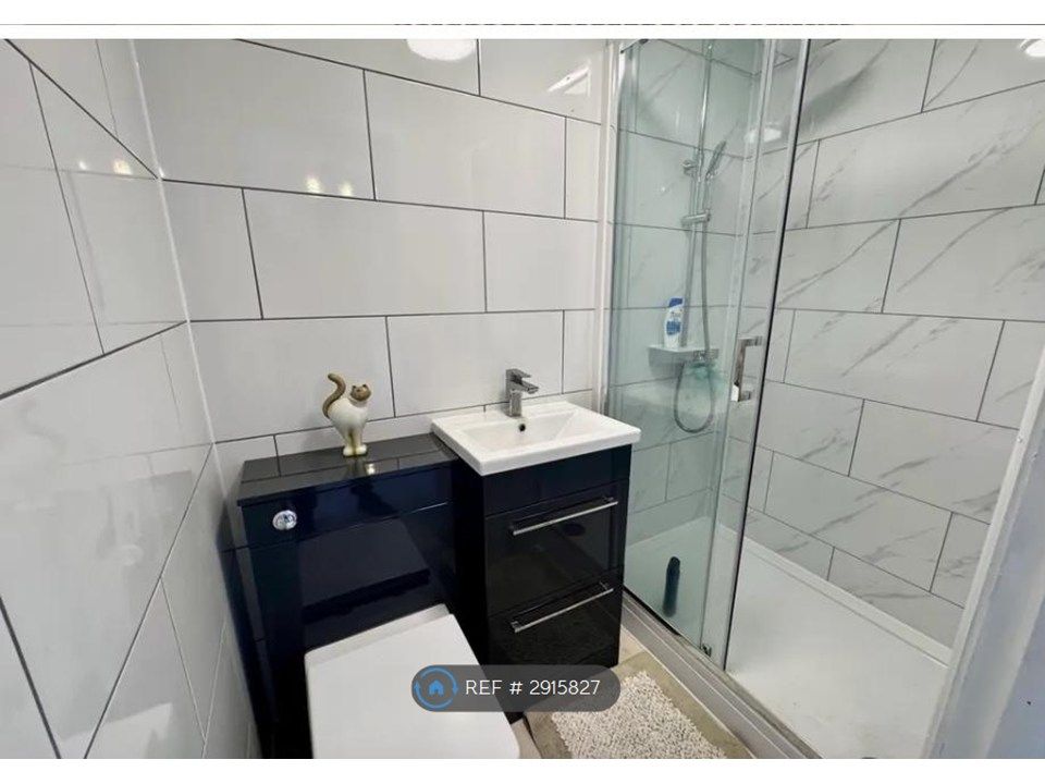 Property photo 3 of 3