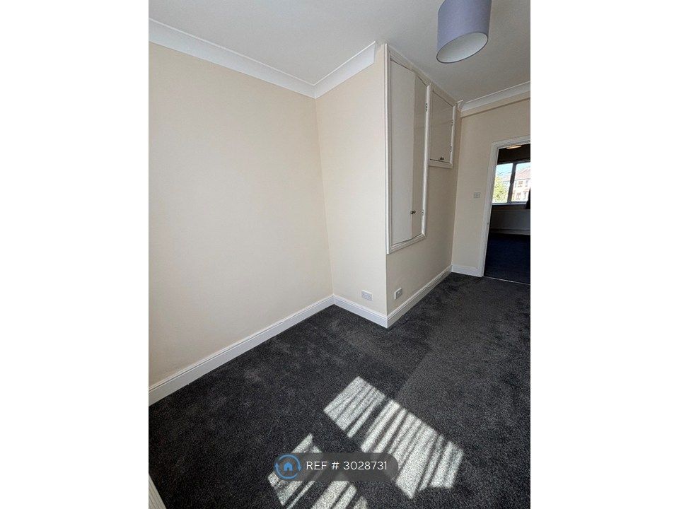 Property photo 3 of 8 Bedroom 2