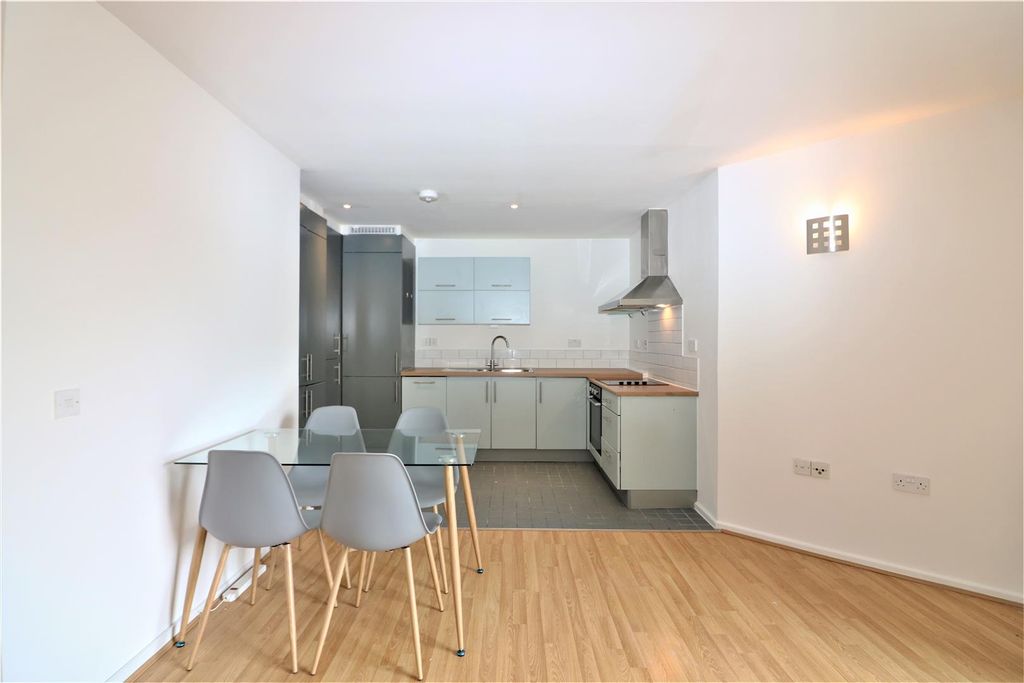 Property photo 3 of 9 Adriatic Building.Jpg