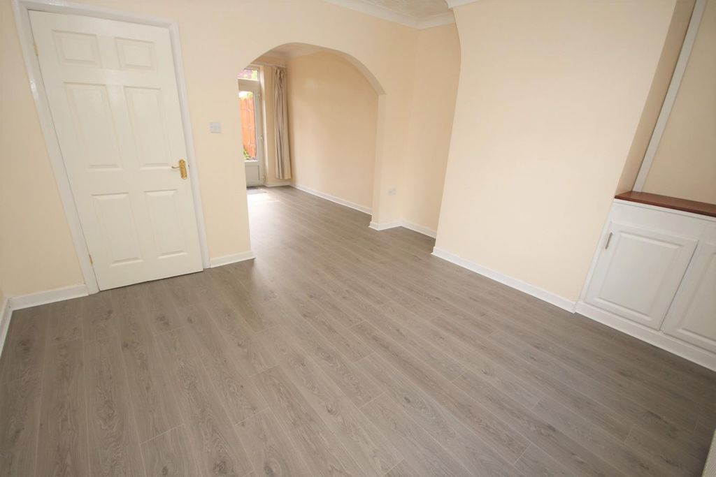 Property photo 2 of 11 Img_1557.Jpg