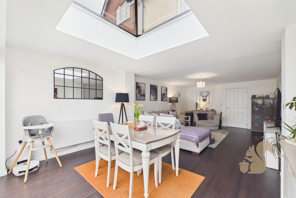 Property photo 3 of 26 Cam01659G0-Pr0758-Still021.Jpg