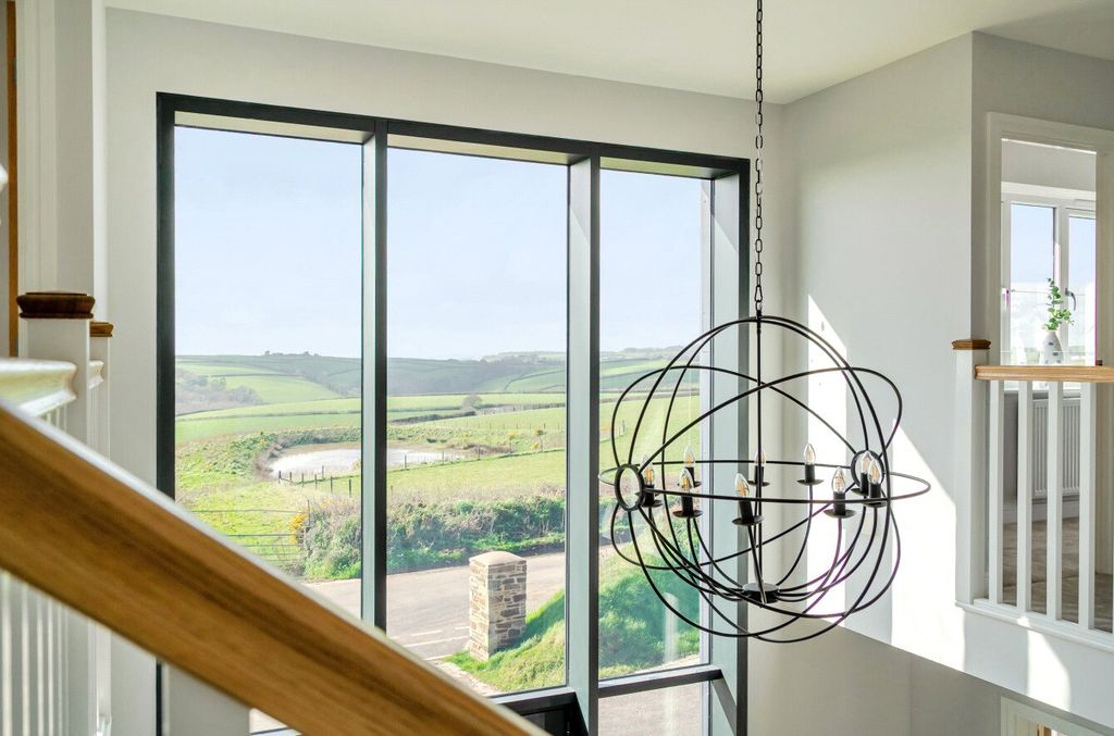 Property photo 3 of 33 1422723-16-69A5ce...