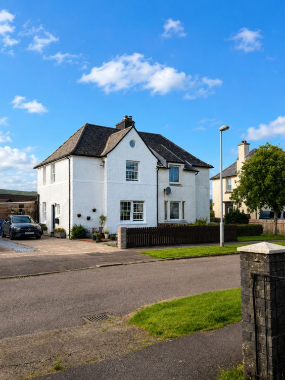 Property photo 1 of 31