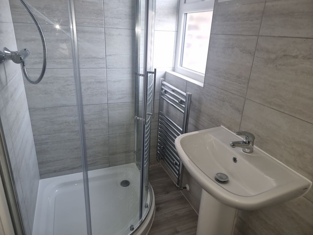 Property photo 3 of 3 Bathroom