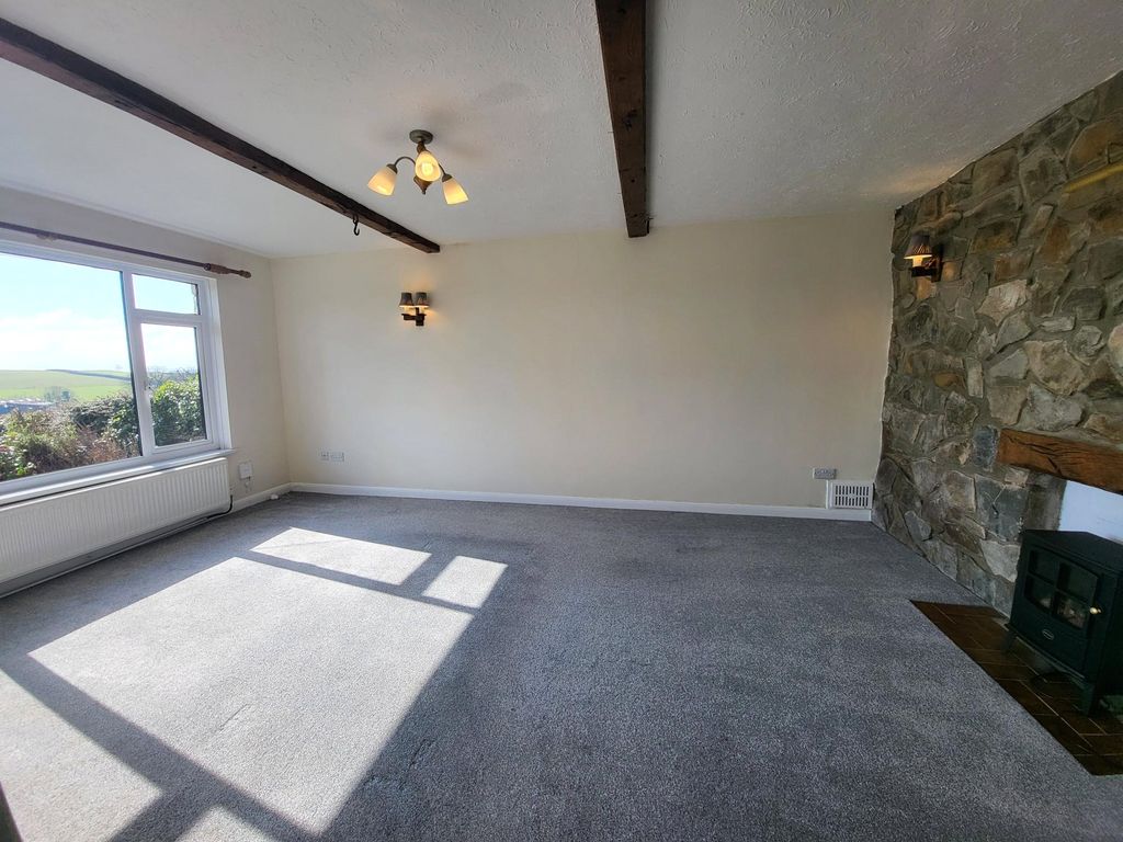 Property photo 2 of 7 Picture No. 05