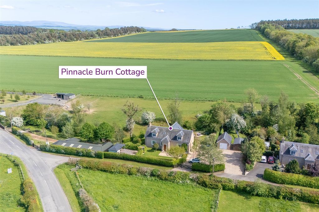 Property photo 1 of 35 Pinnacle_Burn_Cottage-4.Jpg