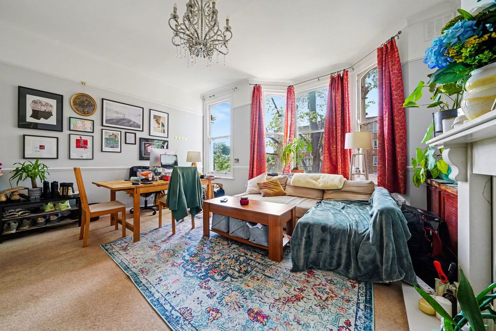 Property photo 2 of 9