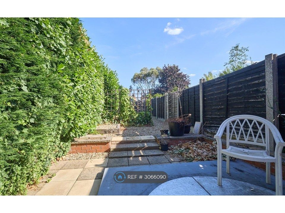 Property photo 3 of 14