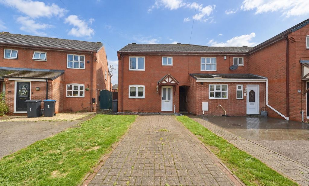 Property photo 1 of 8 St Pauls Gardens.Png