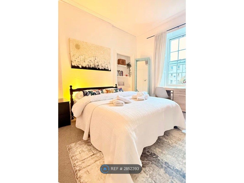 Property photo 1 of 6 Bedroom 1