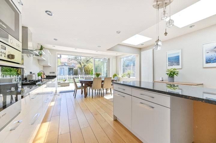 Property photo 2 of 10 Picture No. 02