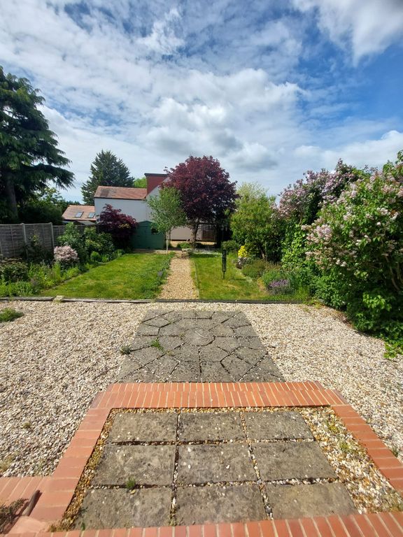 Property photo 3 of 11