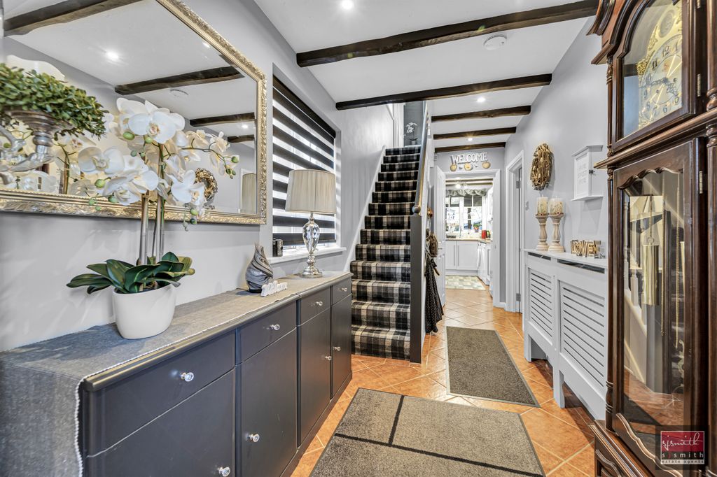 Property photo 2 of 17 Dsc05903