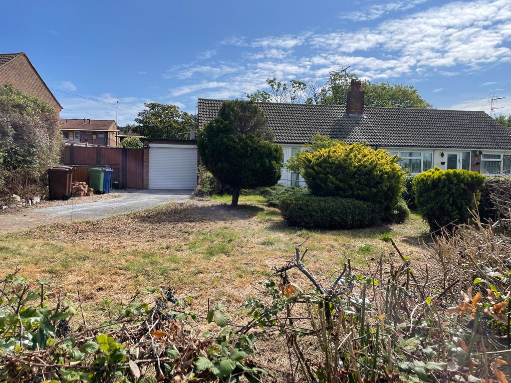 Property photo 3 of 8