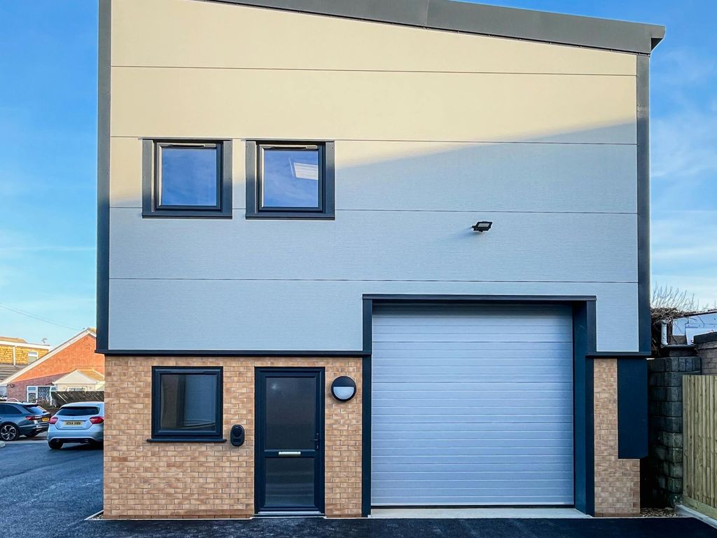 Property photo 3 of 5 7.Jpg