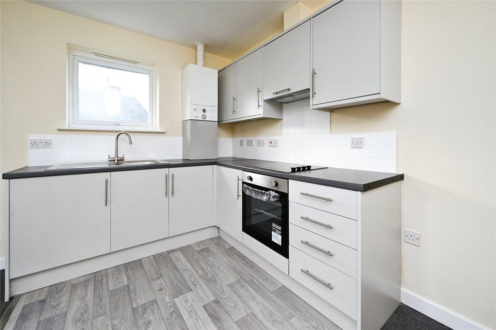 Property photo 2 of 17 Kitchen-Lounge-Dinin
