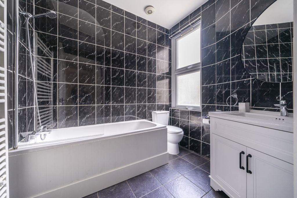 Property photo 3 of 11 13-Deacon-Road-004