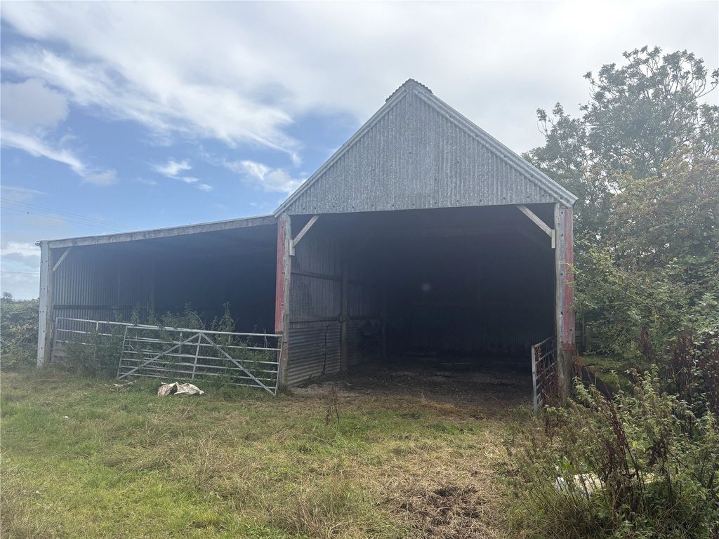 Property photo 3 of 5 Picture No. 04