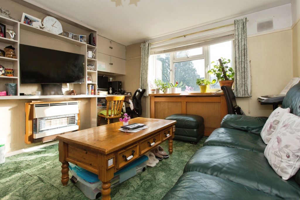 Property photo 3 of 9