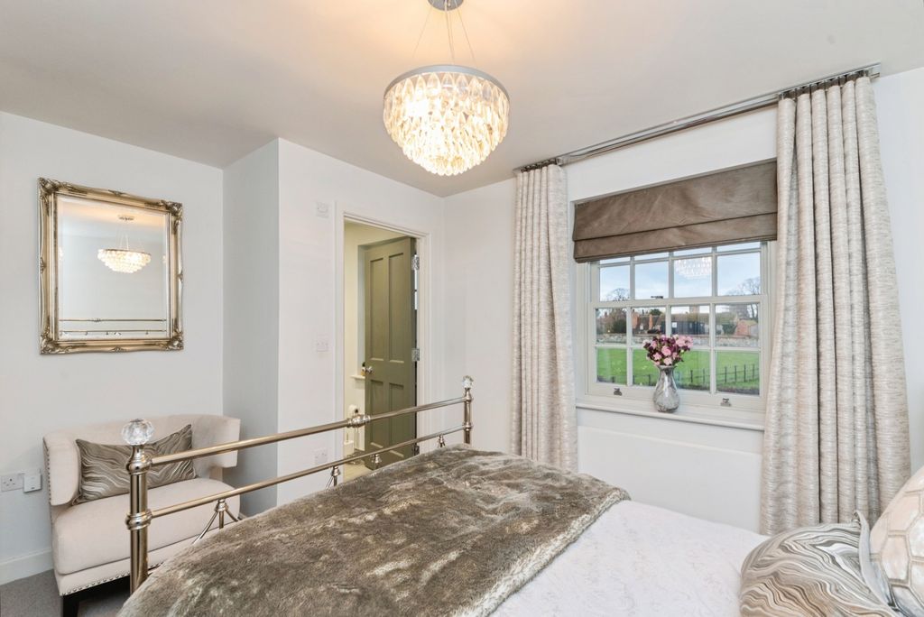 Property photo 3 of 15 Bedroom 1