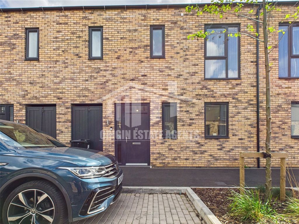 Property photo 1 of 19 Picture No. 05