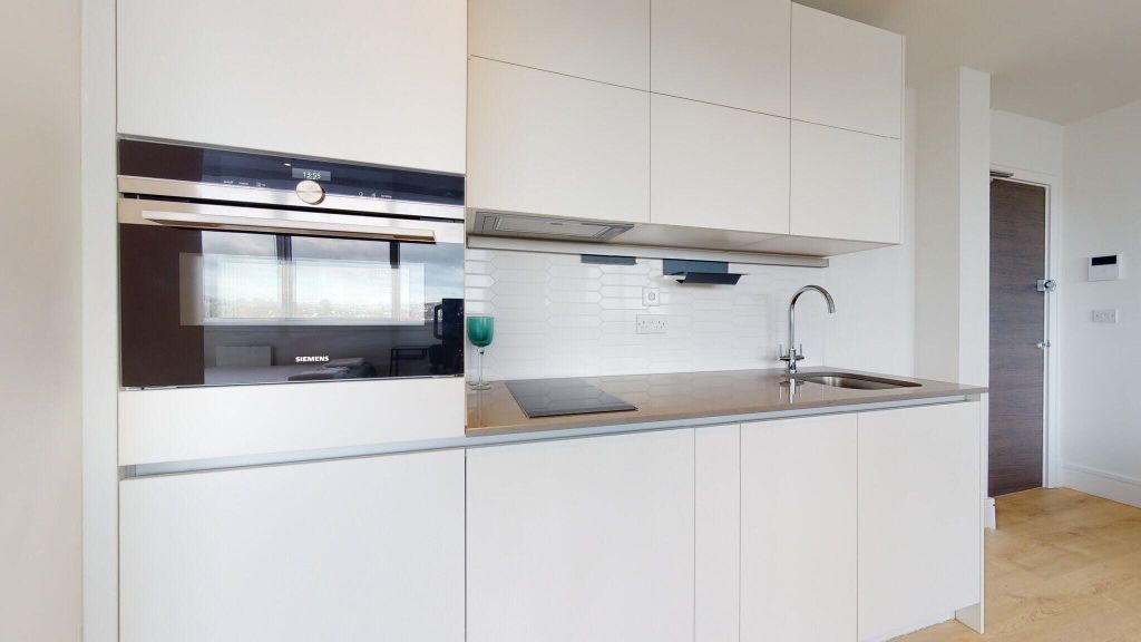 Property photo 2 of 13 Kitchen