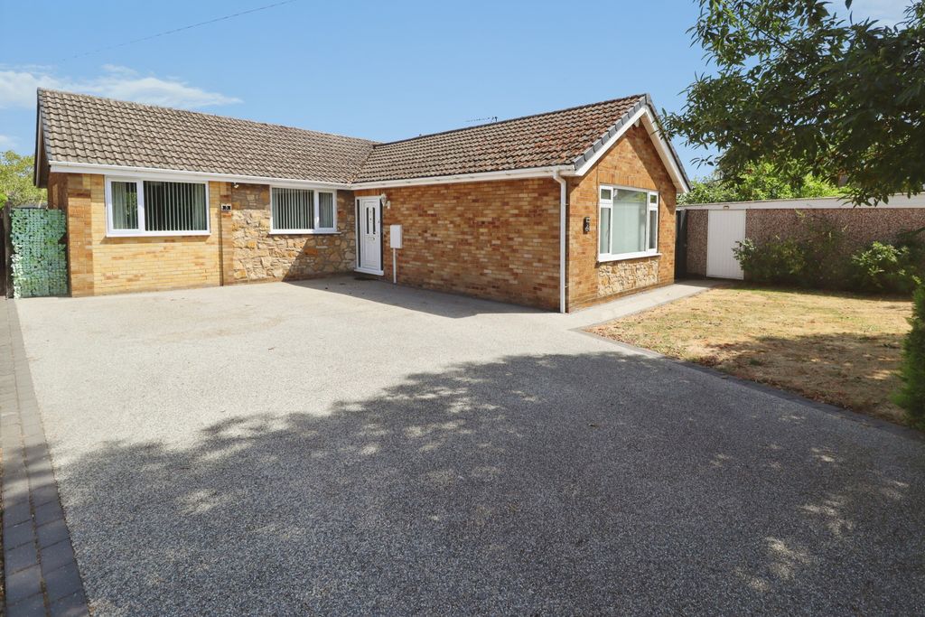Property photo 1 of 24