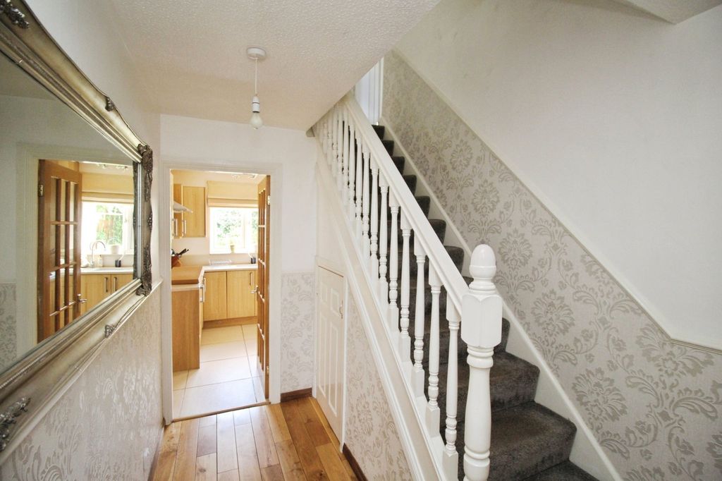 Property photo 2 of 30 Hallway