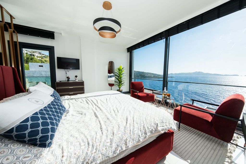Property photo 1 of 24 Prestigious Sea View Villa In Bodrum With A Private Garden For Sale - Stunning Sea Views