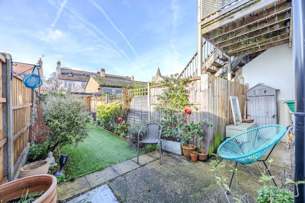 Property photo 3 of 15 Garden