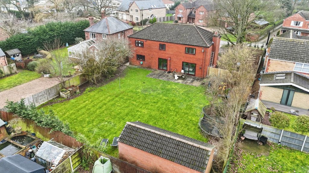 Property photo 1 of 27 4808520