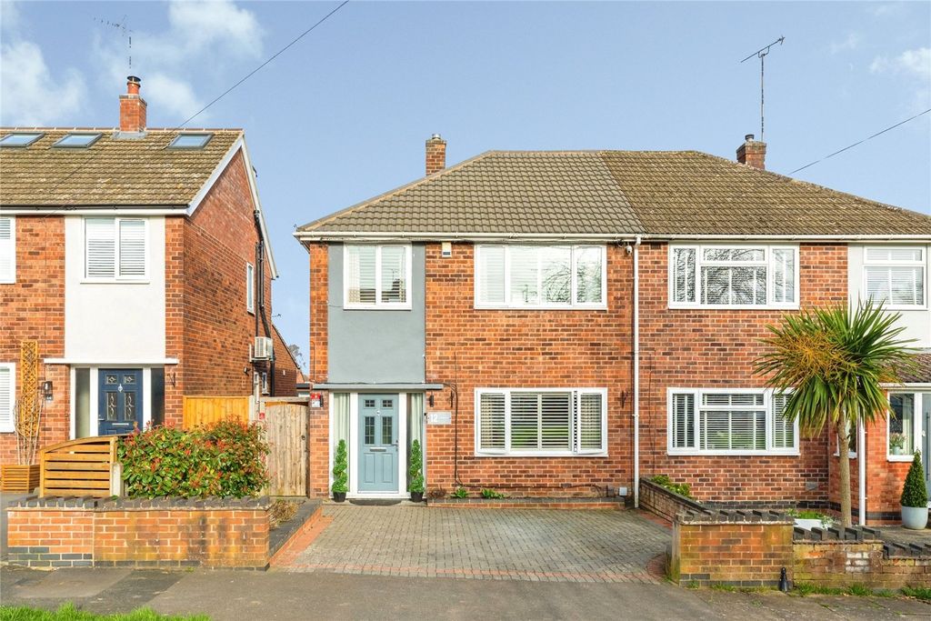 Property photo 1 of 27 Picture No. 35