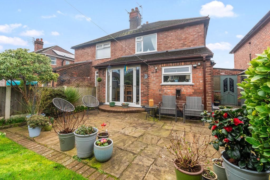 Property photo 3 of 46