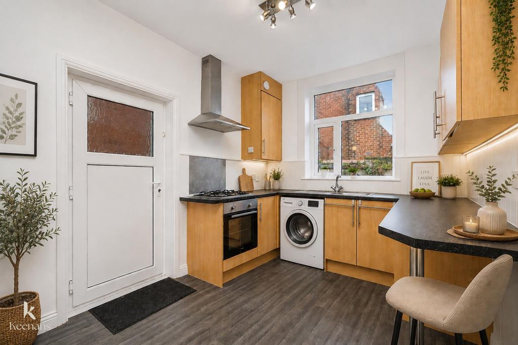 Property photo 3 of 34 3.Jpg