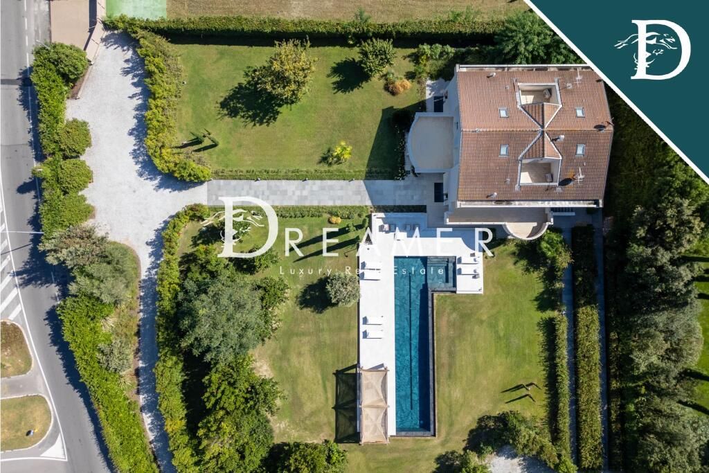 Property photo 3 of 3