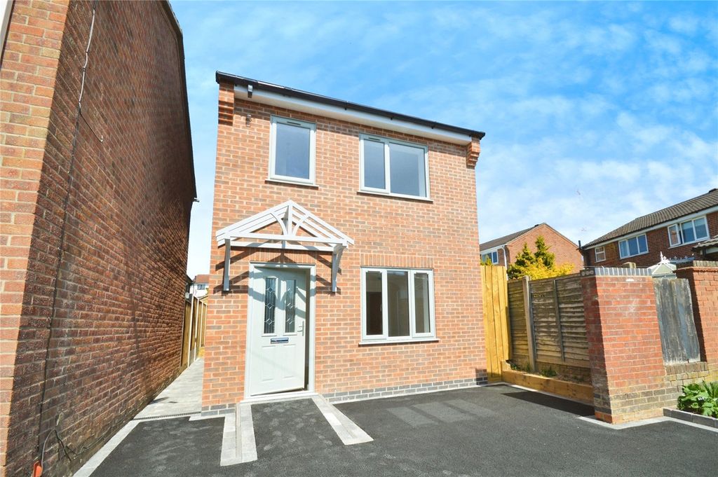 Property photo 1 of 17 Picture No. 16