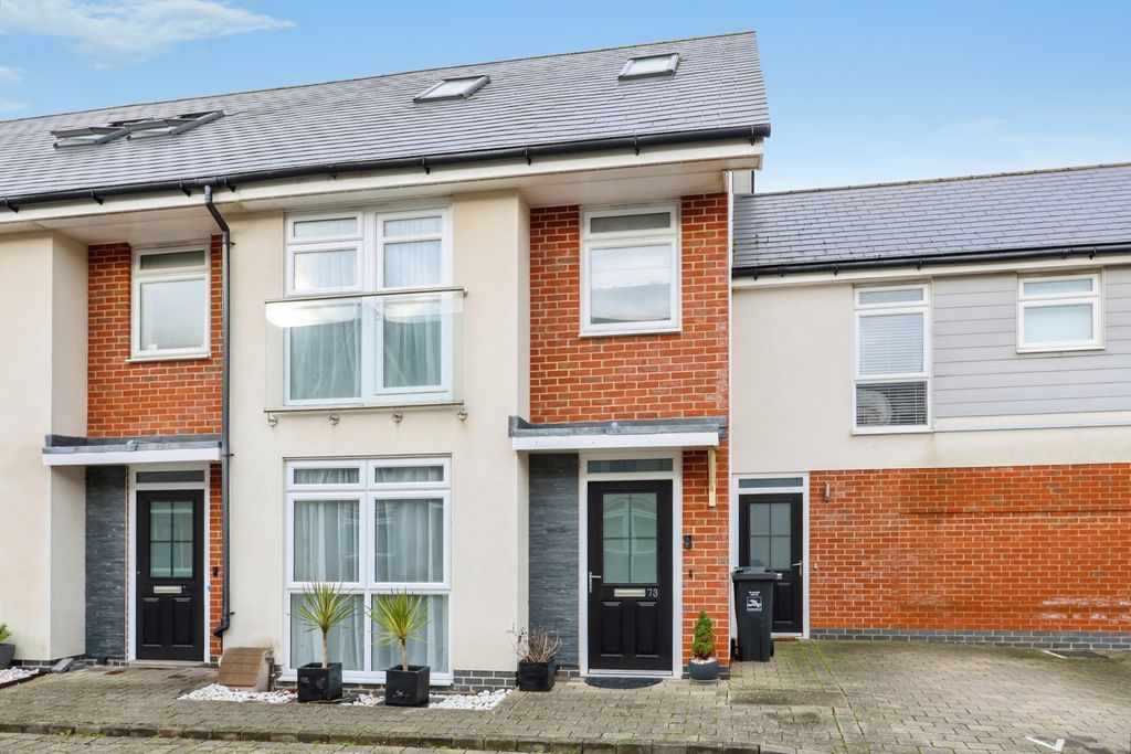 Property photo 1 of 21 Pbox-Img.Jpg