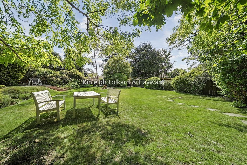 Property photo 3 of 23 Picture No. 06
