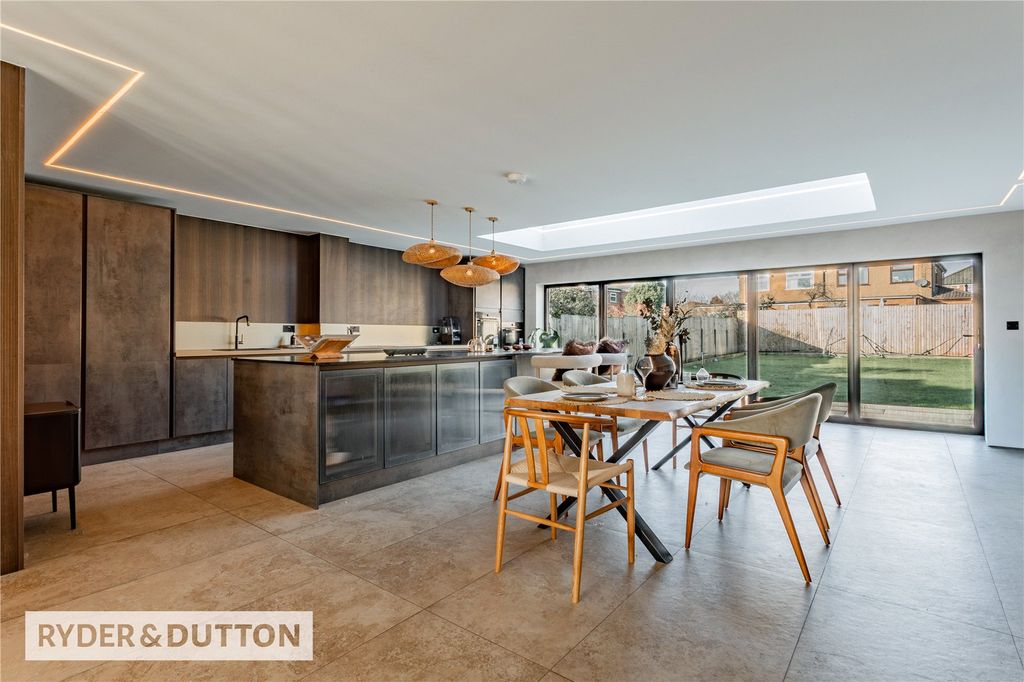 Property photo 1 of 36 Kitchen/Diner