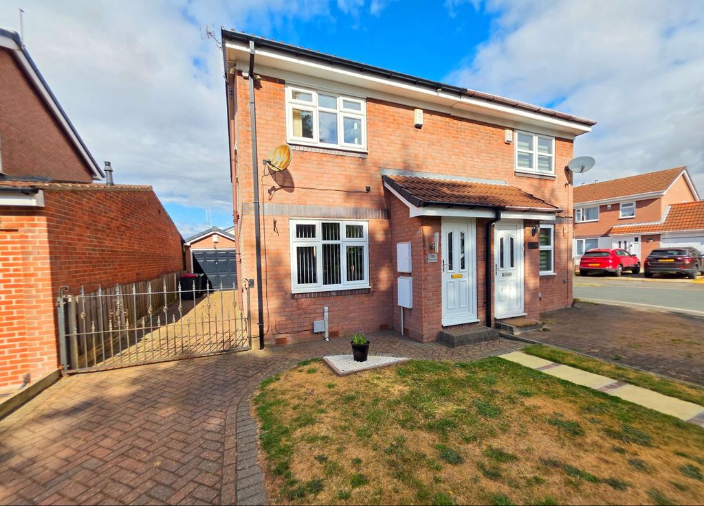 Property photo 1 of 16