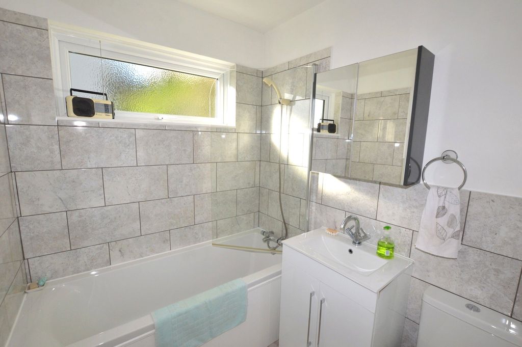 Property photo 3 of 11 3 - Picture No. 03