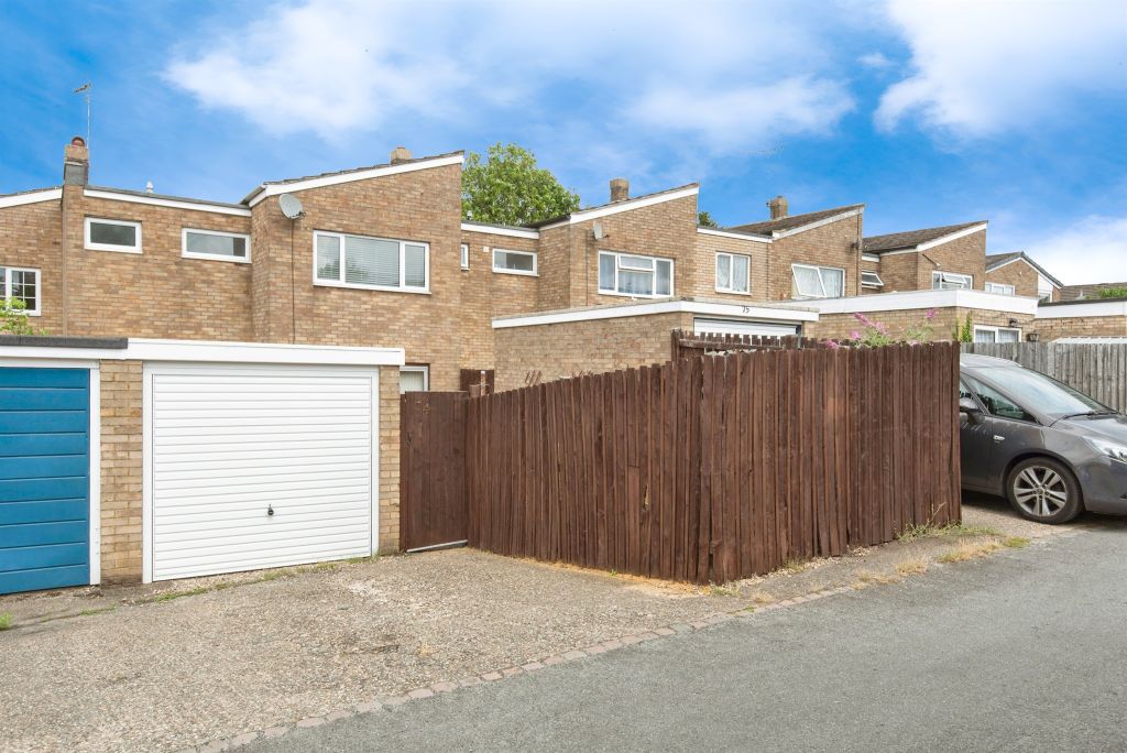 Property photo 1 of 16
