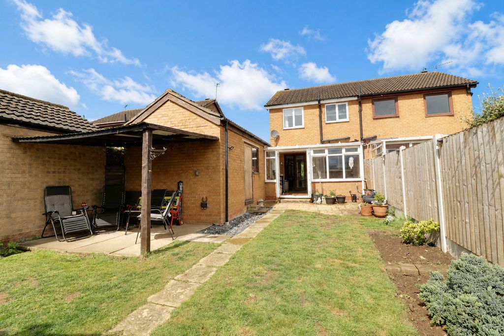 Property photo 2 of 13