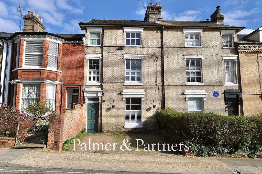 Property photo 1 of 33 Picture No. 03