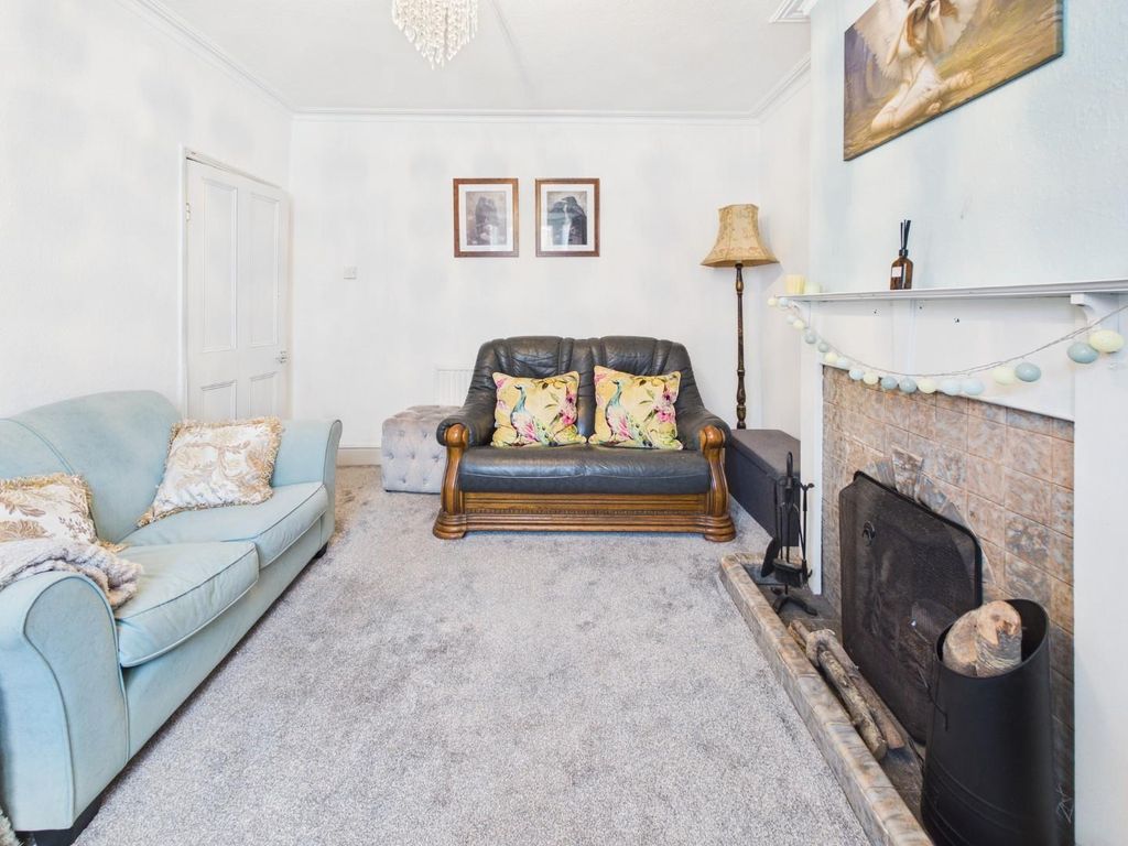 Property photo 2 of 22 Cam01530G0-Pr0414-Still003.Jpg